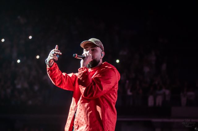Ayer Cano en el @movistararenaes cerrando dos noches increíbles
Hoy le toca Sevilla! ❤️🎶🎤