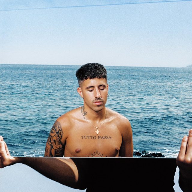 Ya disponible TUTTO PASSA el nuevo disco de @enolbc 🩵

15 canciones que plasman sus vivencias y que no vas a querer parar de escuchar 🔁