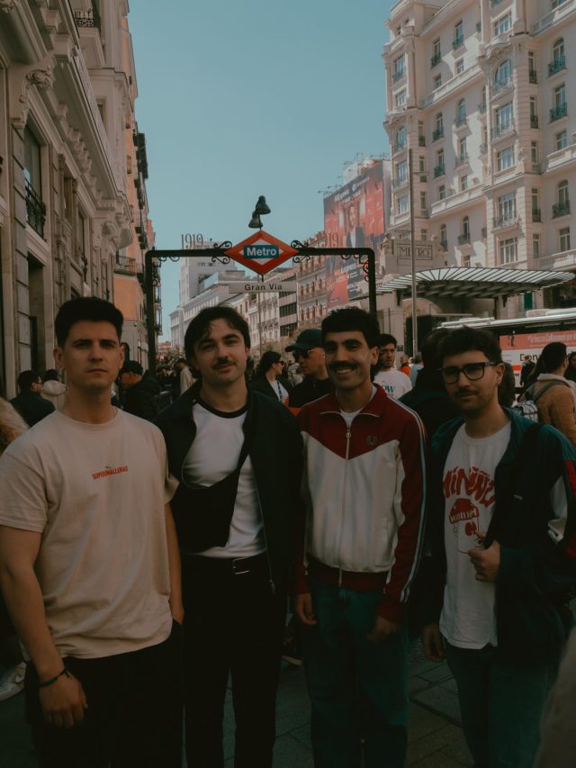 Good news‼️

Supercremalleras se incorpora al roster de Get In para el desarrollo y consolidación de su proyecto artístico🎶🎸

La joven banda de Gernika - Lumo arranca su nueva andadura con una gira de salas por todo el territorio nacional y con la presentación de su nuevo disco Avenida América🚀

🎟️ENTRADAS EN 👉🏼supercremalleras.com

@supercremalleras 
#AvenidaAmérica